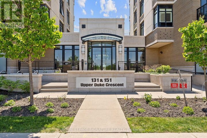 Property Photo:  131 Upper Duke Crescent 412  ON L6G 0C9 