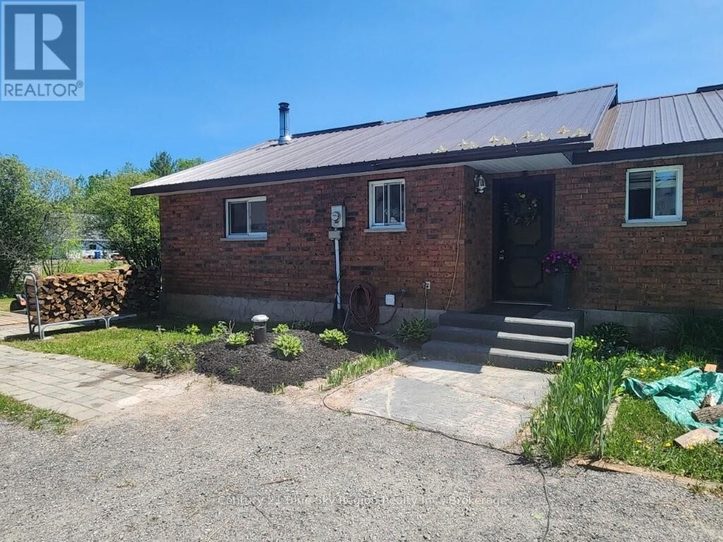 Photo de la propriété:  747 Derland Road  ON P0H 1K0 