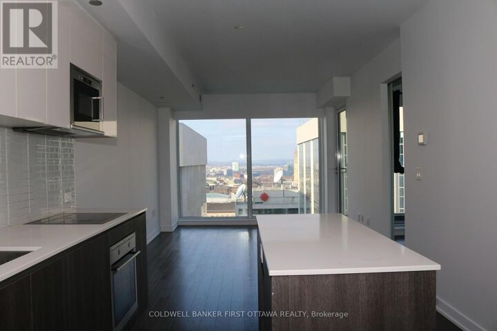 Photo de la propriété:  199 Slater Street 2013  ON K1P 5N5 