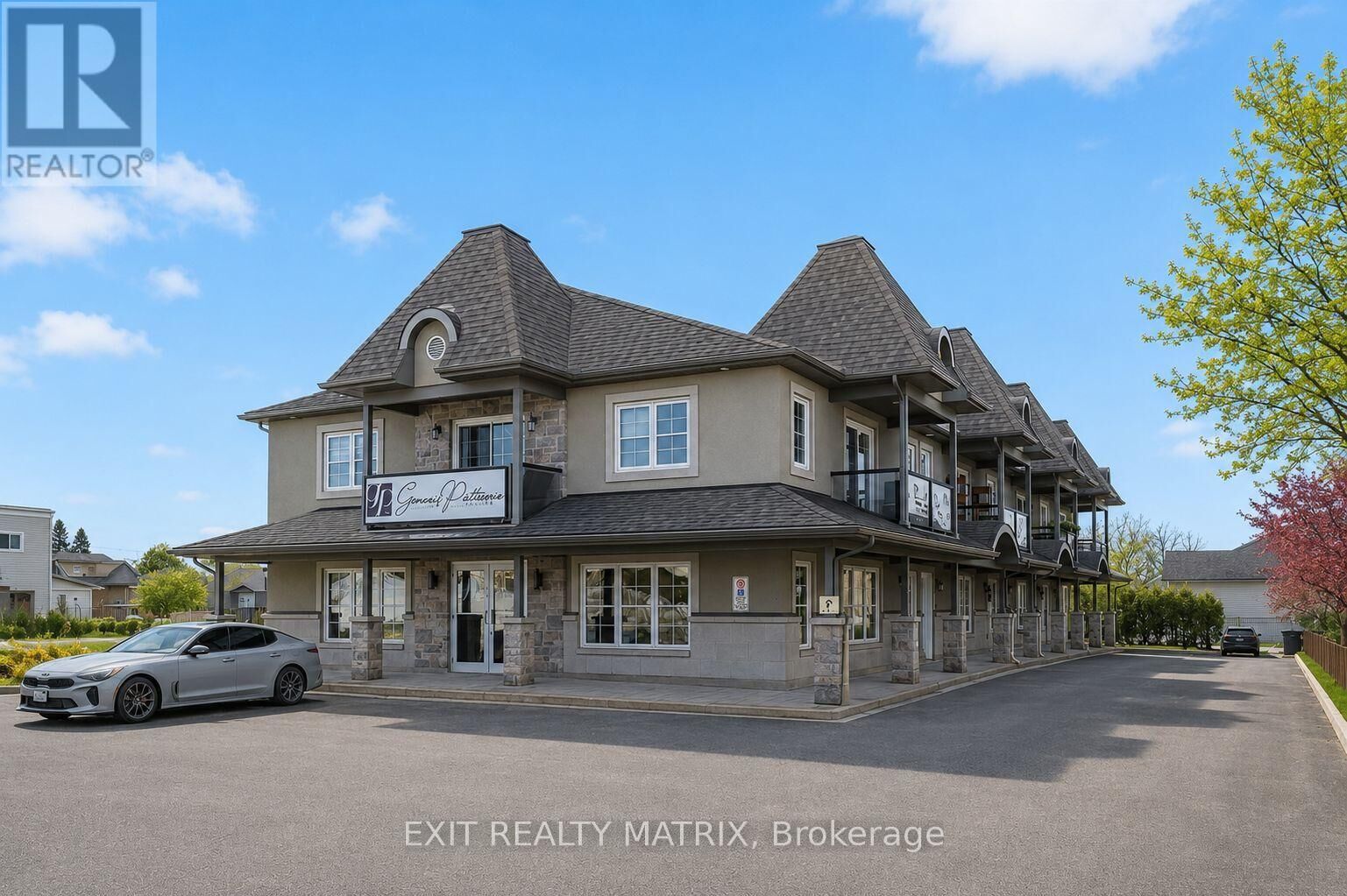 Property Photo:  856 Notre-Dame Street 103  ON K0A 1W0 