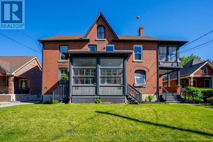 Property Photo:  26 Albert Street East 26  ON L9R 1J4 
