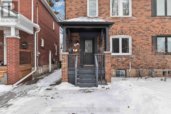 Property Photo:  326 St Germain Avenue  ON M5M 1W3 