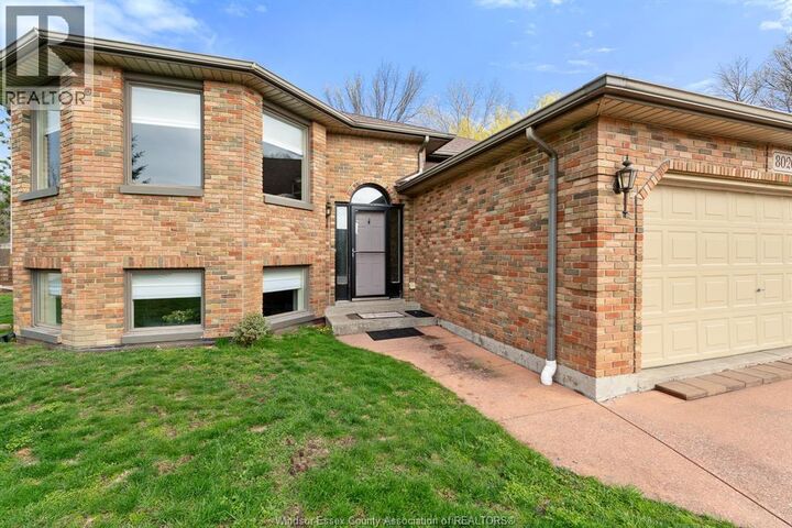 Property Photo:  8020 Gardiner Crescent  ON N0R 1J0 