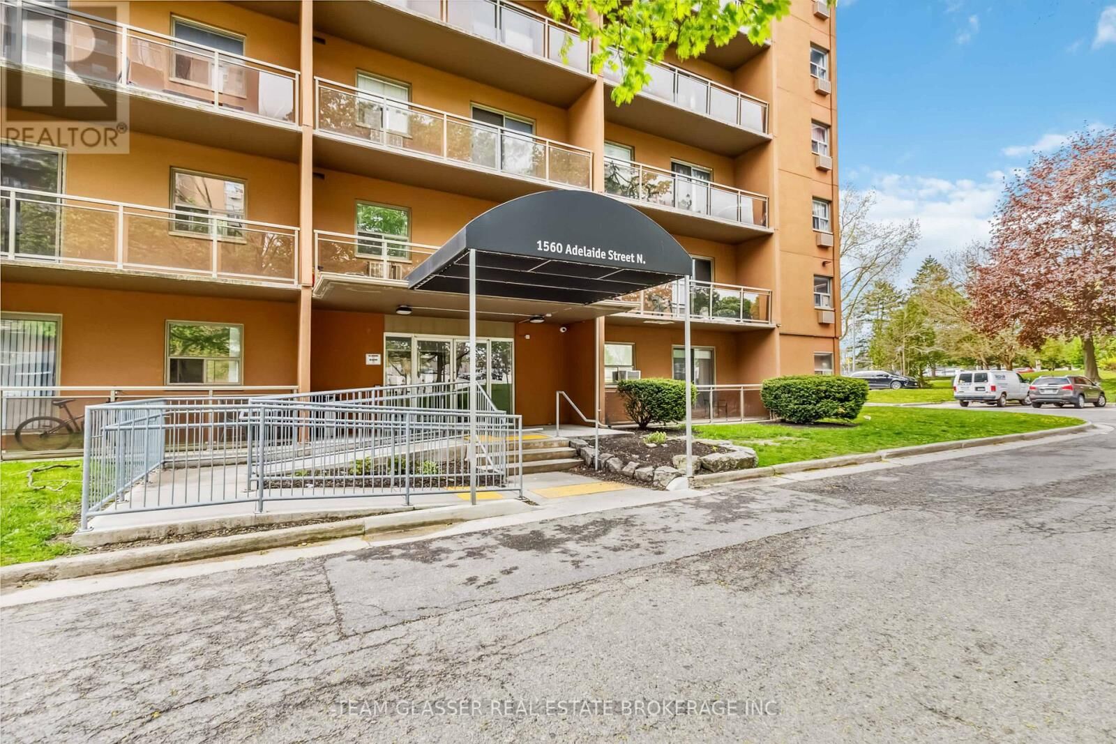 Property Photo:  1560 Adelaide Street North 152  ON N5X 2L5 