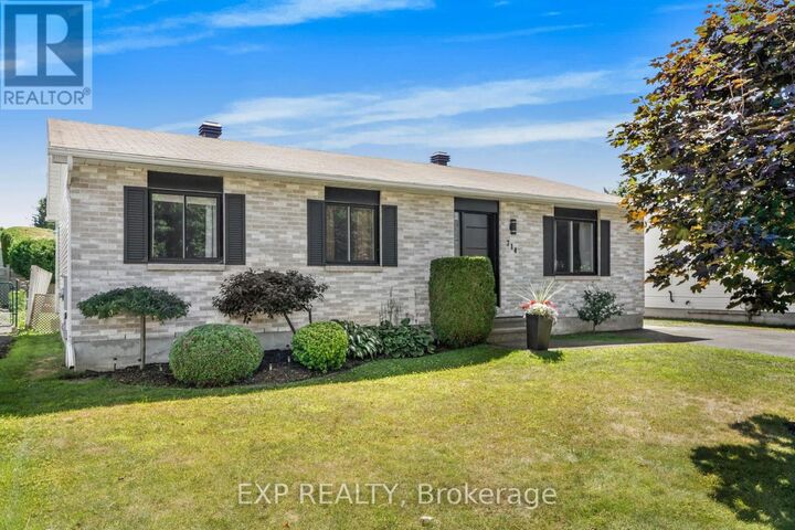 Property Photo: 714 Morris Street ON K4K 1M9