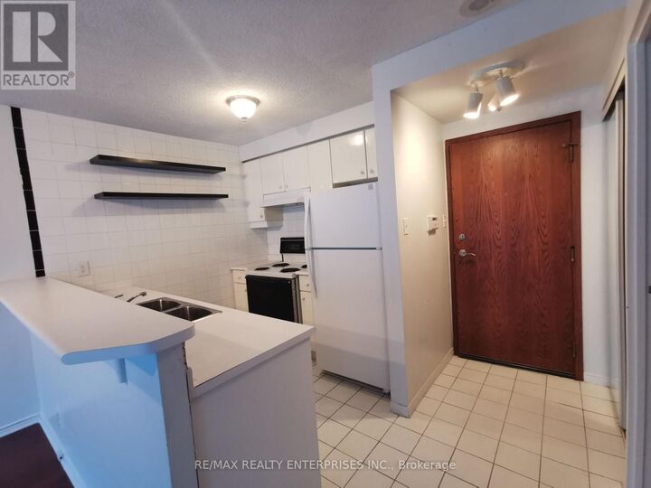 Property Photo:  10 Queens Quay 309  ON M5J 2R9 
