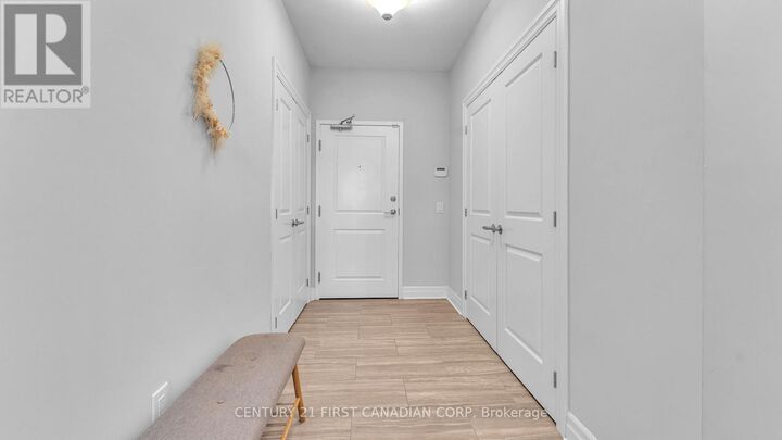Property Photo:  1200 West Commissioners Road West 118  ON N6K 1C7 