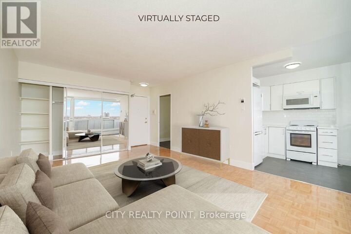 Property Photo:  666 Spadina Avenue 2512  ON M5S 2H8 