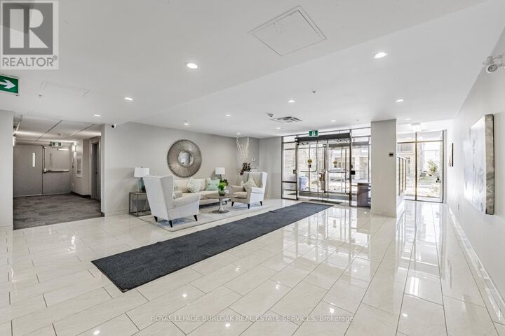 Property Photo:  35 Southshore Crescent 209  ON L8E 0J2 