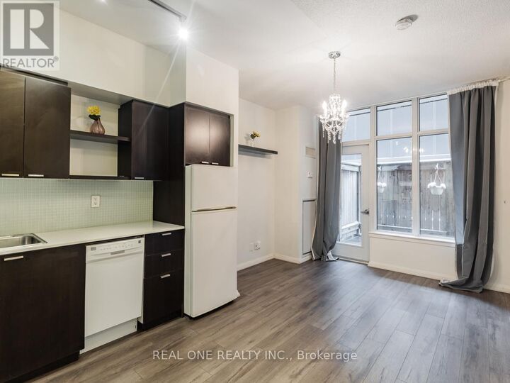Property Photo:  35 Hayden Street 104  ON M4Y 3C3 