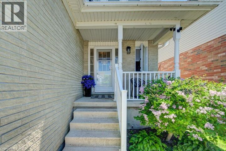 Property Photo:  602 Mortimer Drive  ON N3H 5R7 