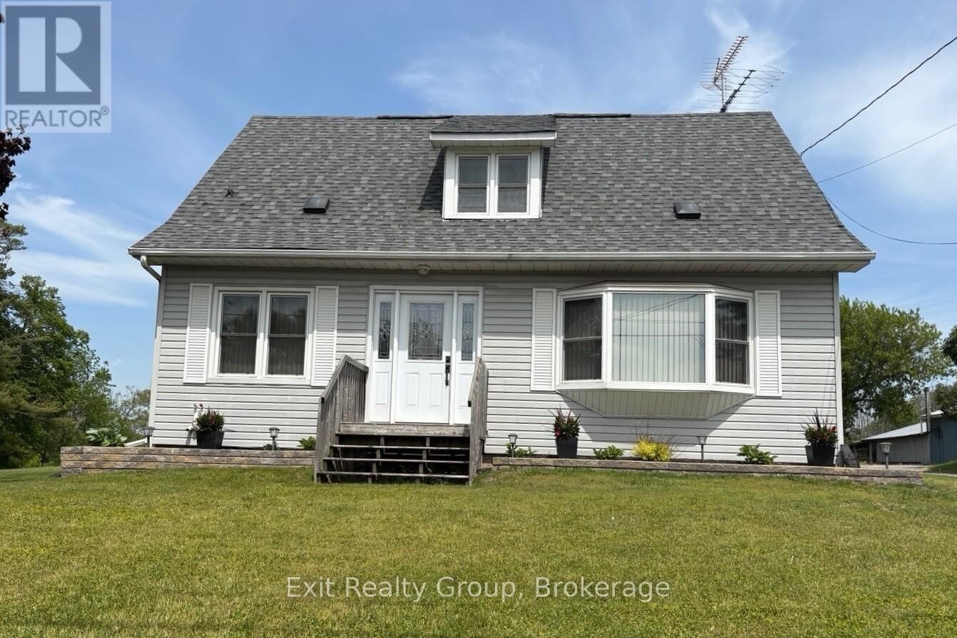 Property Photo:  2775 County Rd 40  ON K0K 3M0 