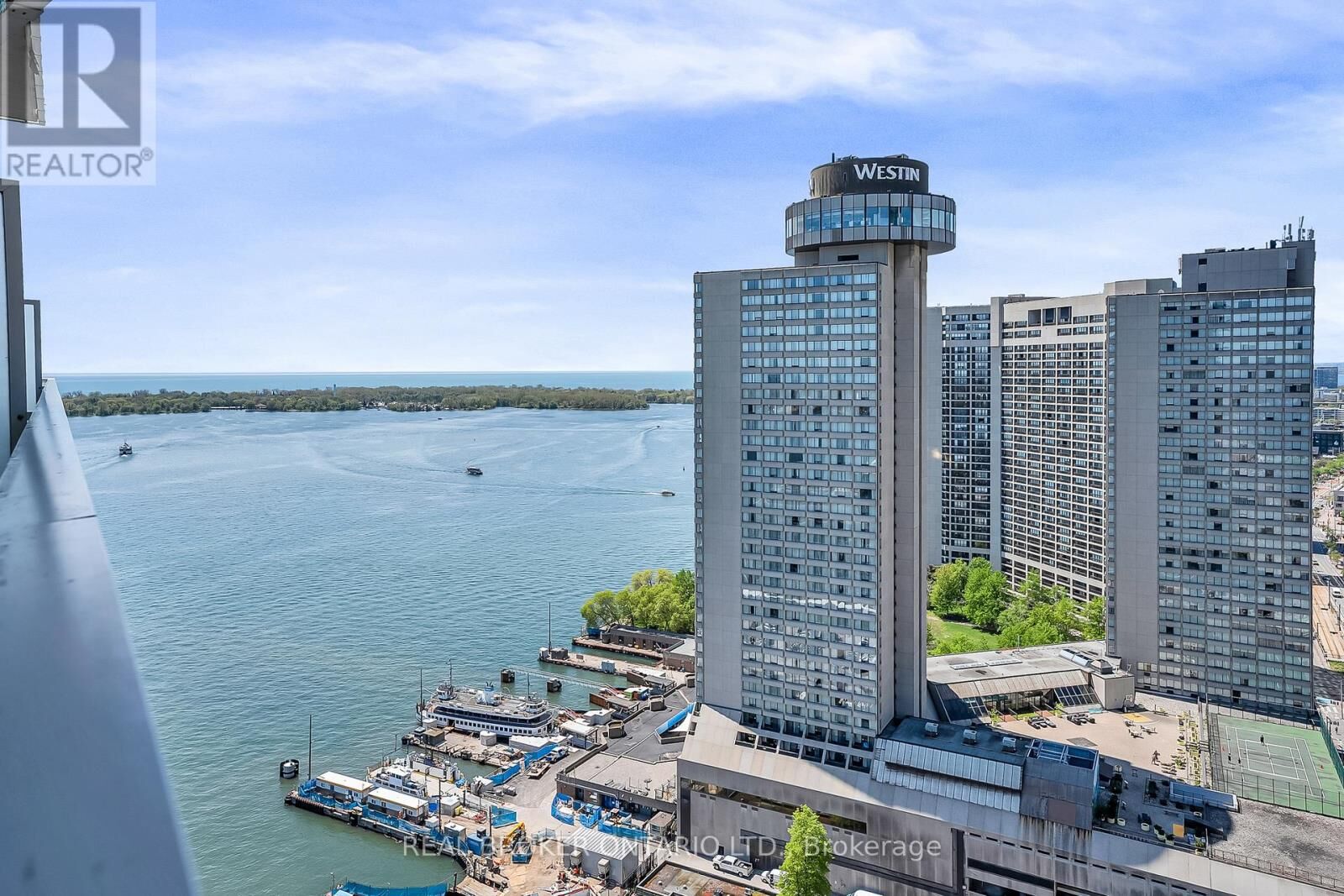 Property Photo:  15 Queens Quay East 2706  ON M5E 0C5 