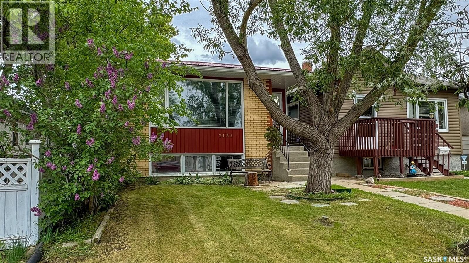 Property Photo:  2133 Broder Street  SK S4N 3S5 