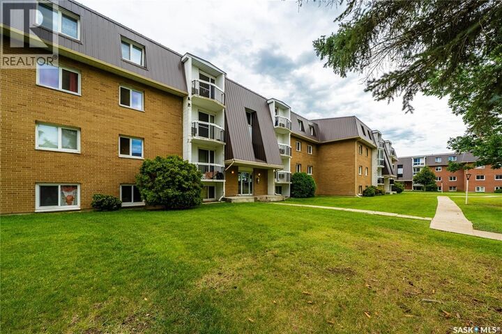 Property Photo:  11 35 Centennial Street  SK S4S 6P8 