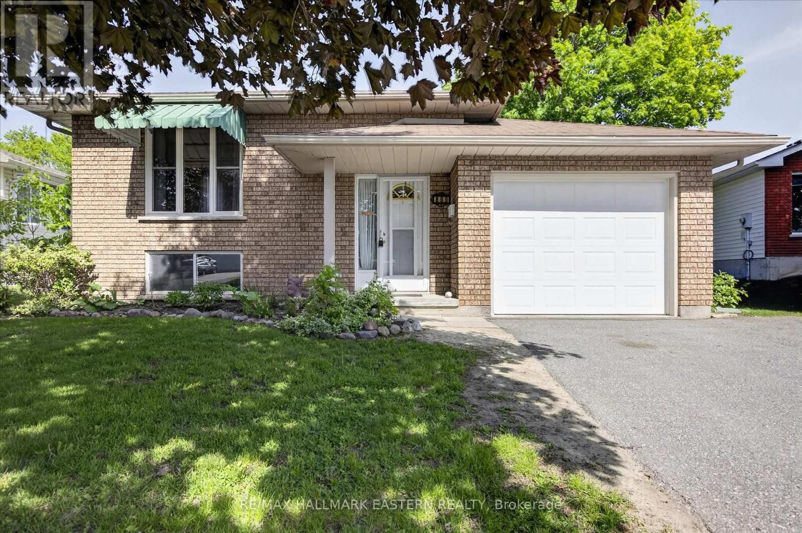 Property Photo:  890 Chapel Road  ON K9H 7M3 