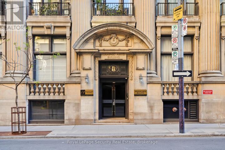 Property Photo:  73 Richmond Street West 208  ON M5H 4E8 