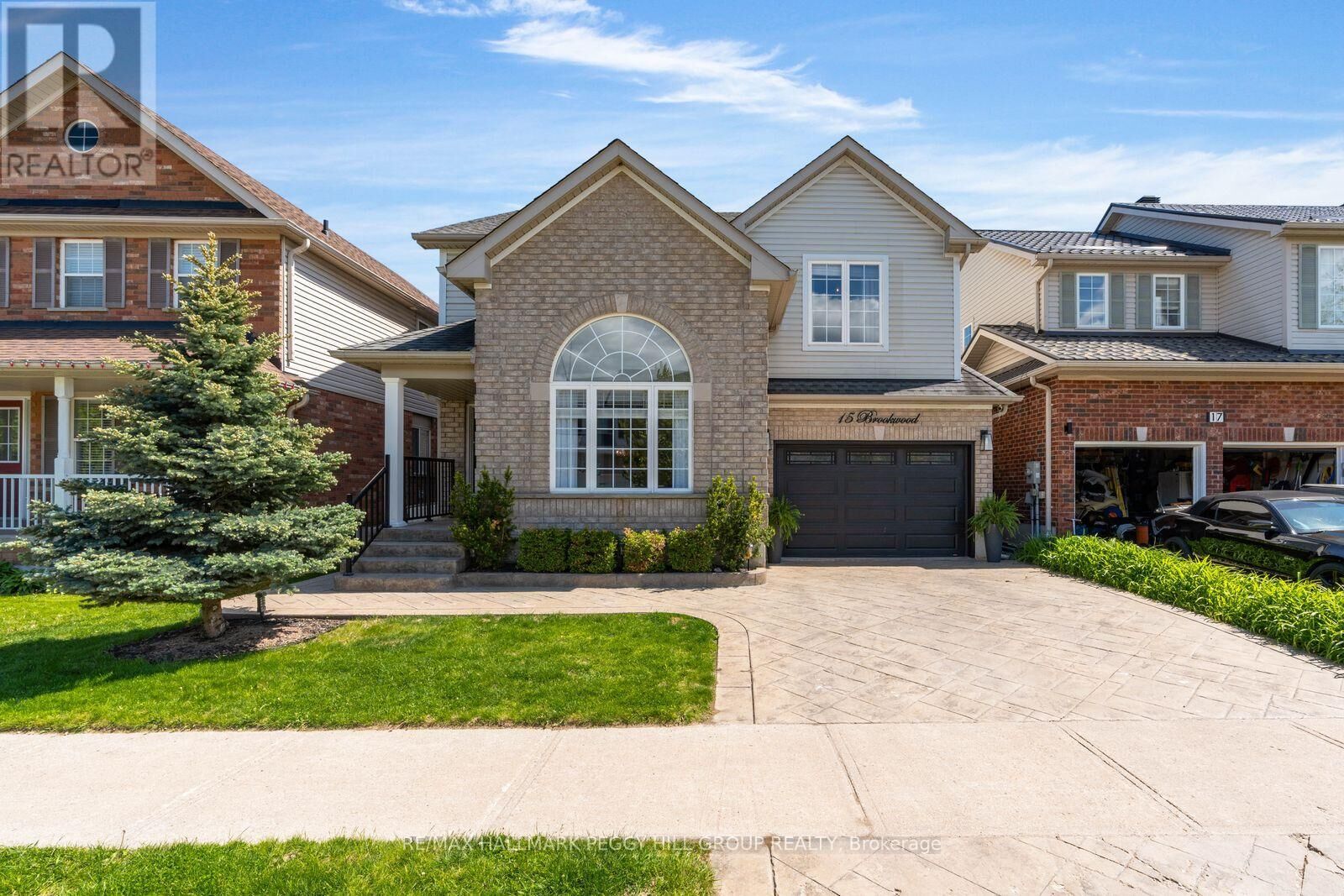 Property Photo:  15 Brookwood Drive  ON L4N 0Z1 
