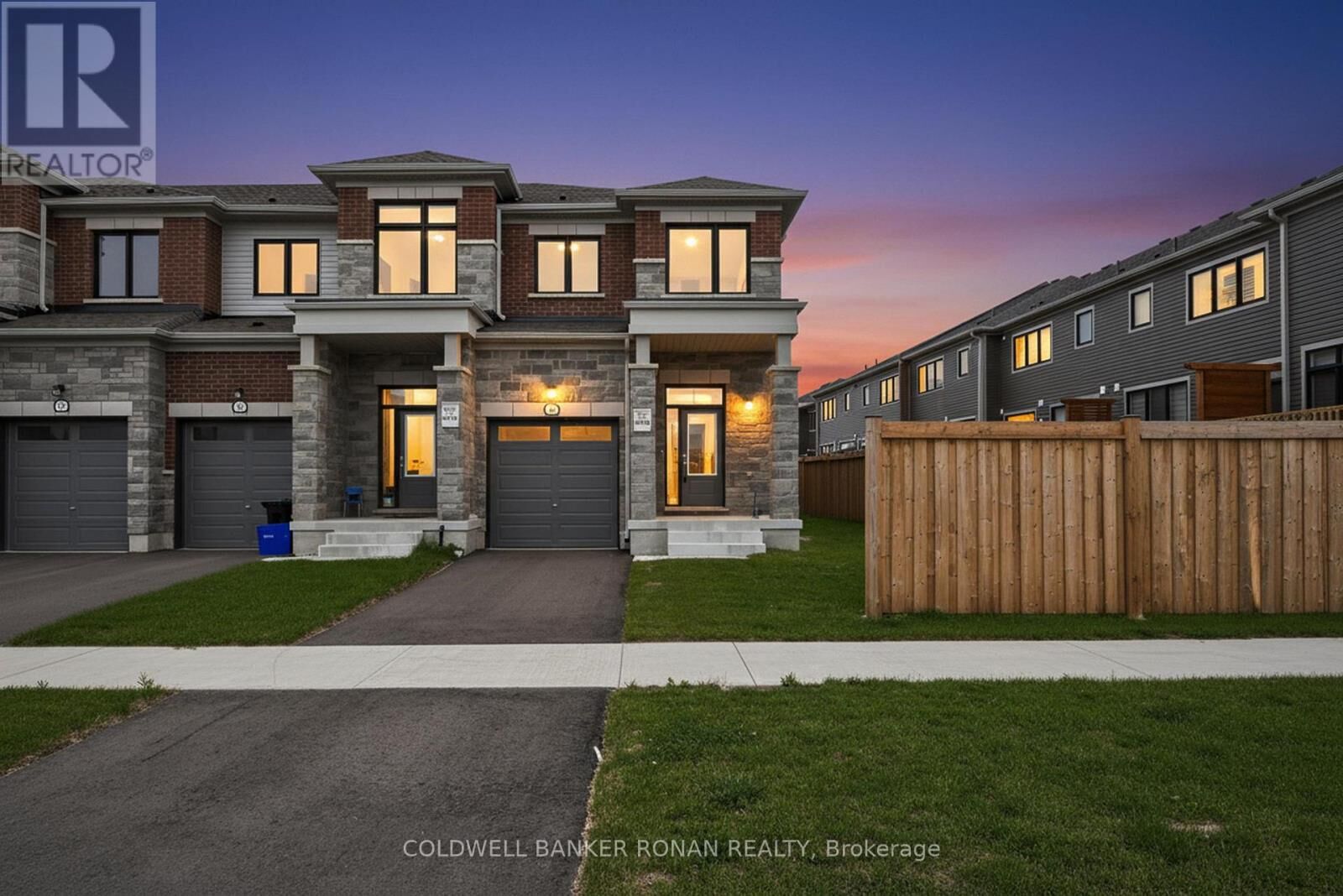 Property Photo:  29 Milady Crescent  ON L9J 0X3 