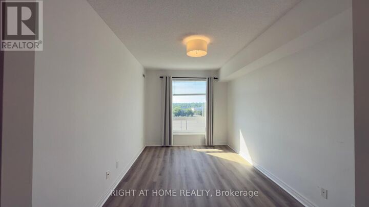Property Photo:  40 Old Mill Road 703  ON L6J 7W2 