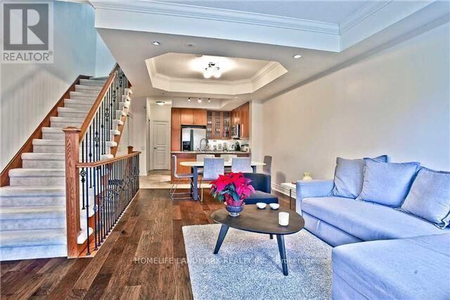 Property Photo:  432 Kenneth Avenue 3  ON M2N 7M3 