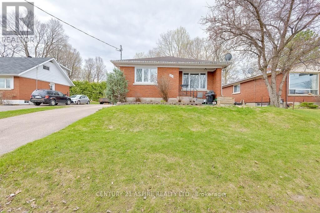 Property Photo:  368 Bell Street  ON K8A 2K4 