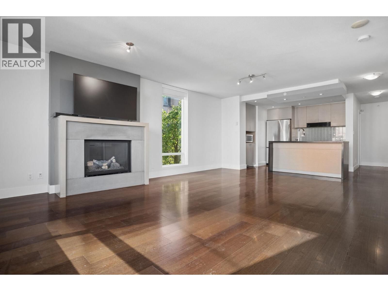 Property Photo:  1530 West 8th Avenue 403  BC V6J 5M6 