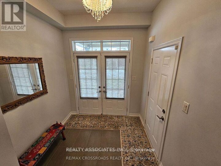 Property Photo:  35 Cutts Crescent  ON L0R 1C0 