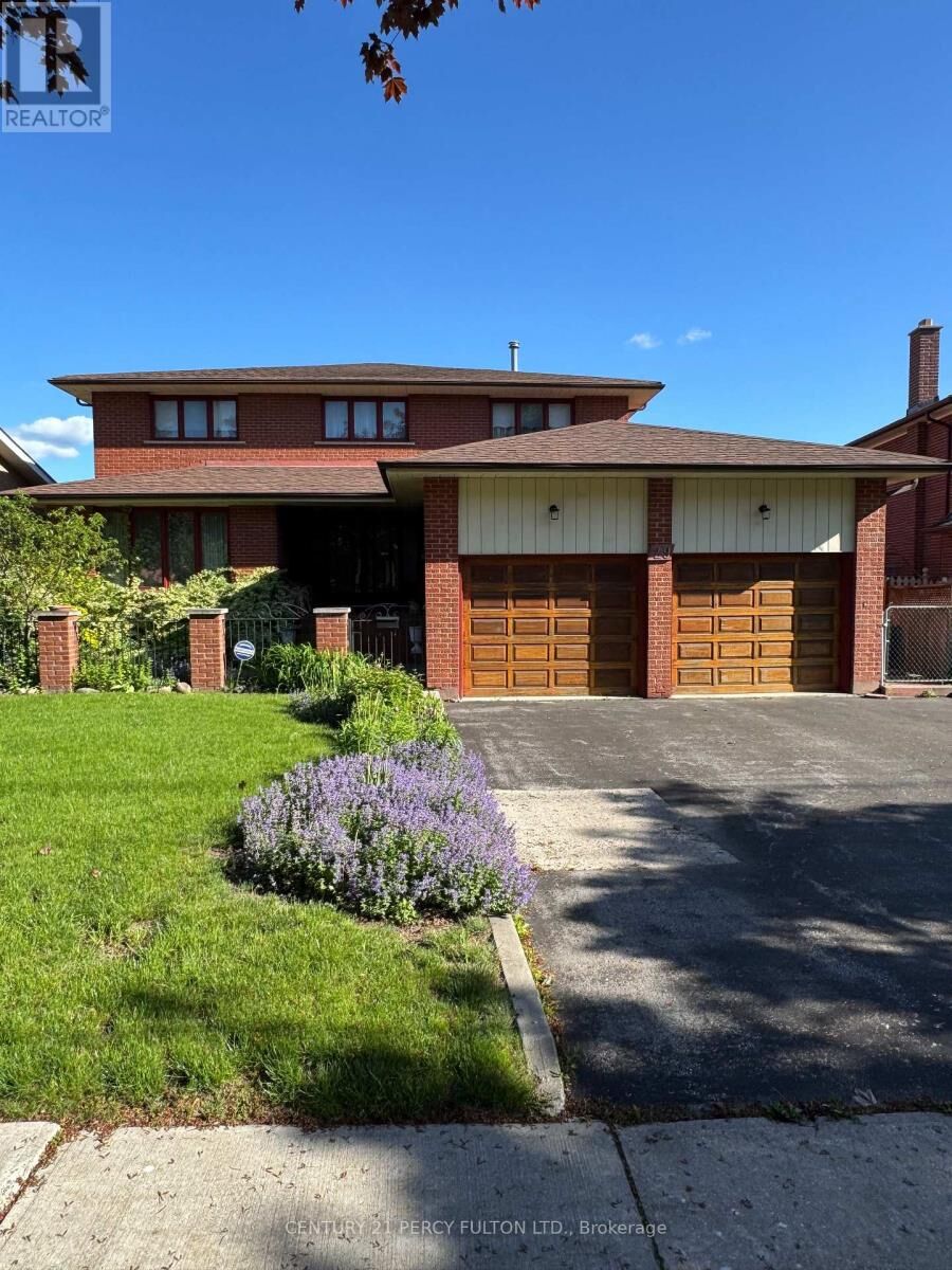 Property Photo:  29 Ernest Avenue  ON M2J 3T4 