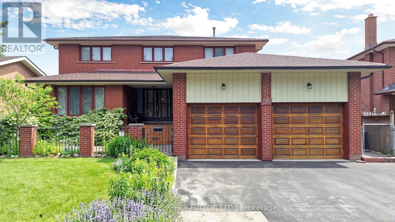 Property Photo:  29 Ernest Avenue  ON M2J 3T4 