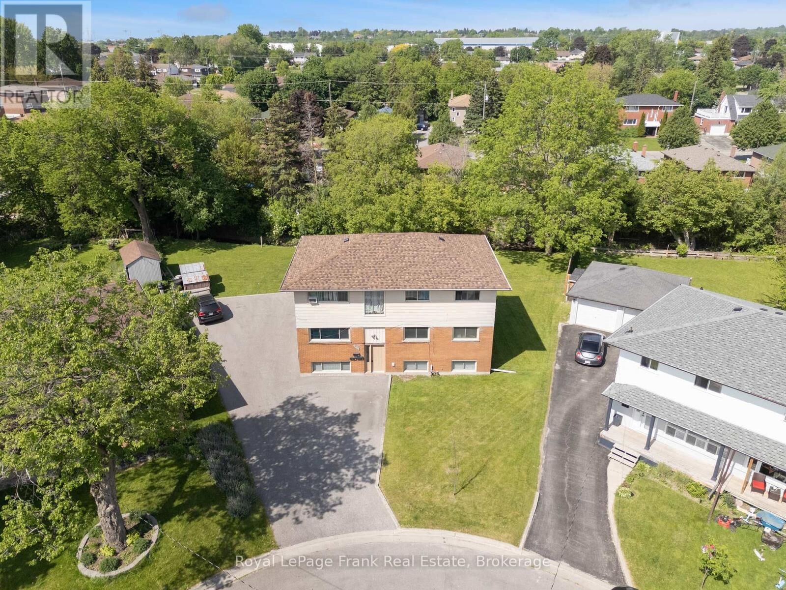 Property Photo: 596 Talbot Court ON L1J 2E8