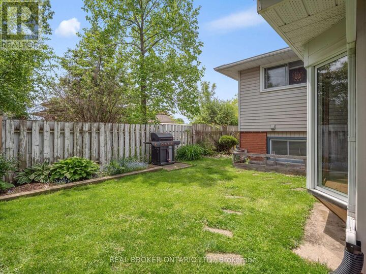 Property Photo:  63 Harrison Avenue  ON L3B 1C3 