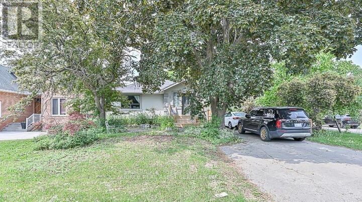 Property Photo:  7698 Kipling Avenue Main Fl  ON L4L 1Y6 