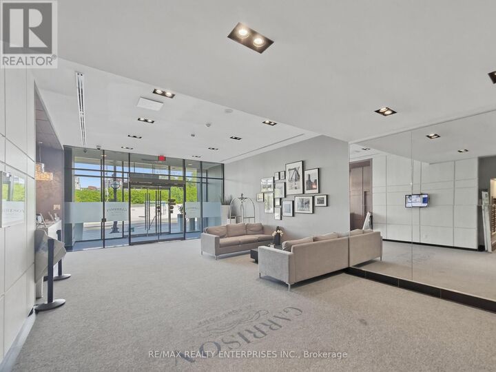 Property Photo:  169 Fort York Boulevard West 722  ON M5V 0C8 