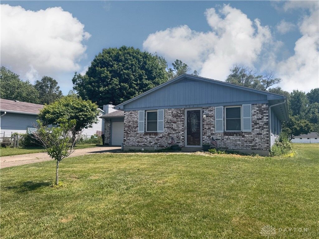 Property Photo:  8543 Kingston Drive  OH 45005 