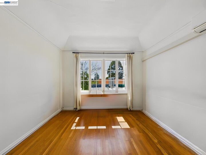 Property Photo:  2366 Cedar St 3  CA 94708 