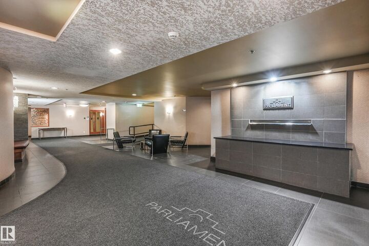 Photo de la propriété:  9939 109 Street NW 1407  AB T5K 1H6 