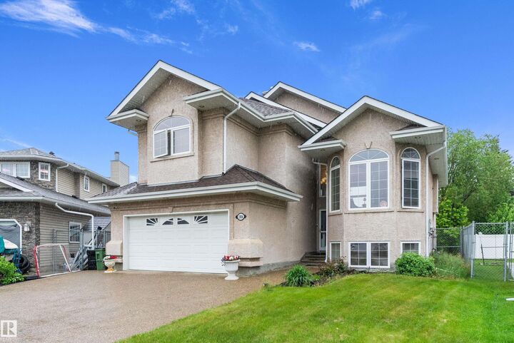 Photo de la propriété:  15816 64 Street NW  AB T5Y 2P1 