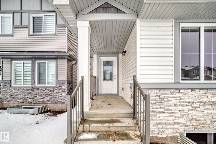 Property Photo:  4611 177ave NW  AB T5Y 4B7 