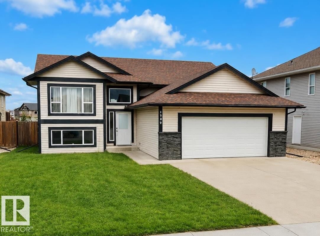 Property Photo:  4604 62 Avenue  AB T9M 2B5 