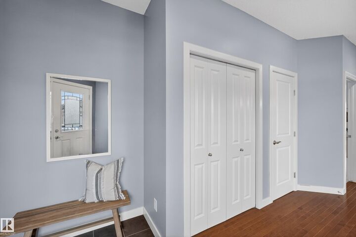 Property Photo:  624 Cantor Landing SW  AB T6W 0V6 