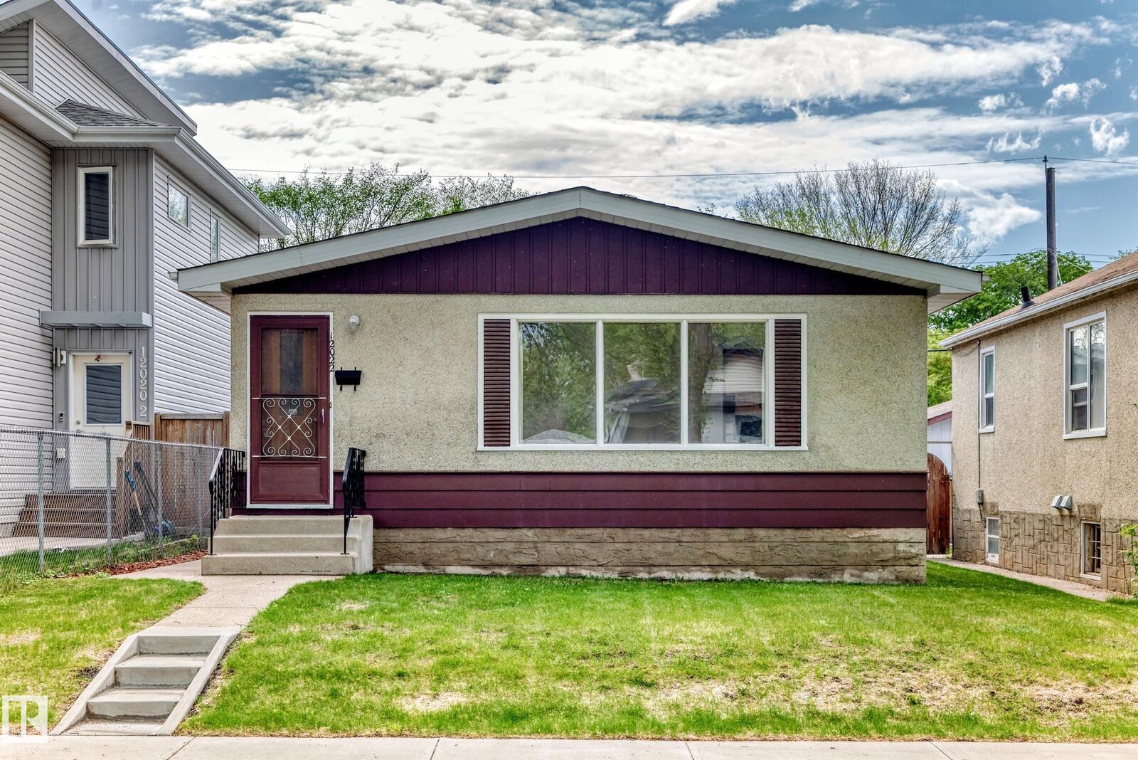Property Photo:  12022 62 Street NW  AB T5W 4C8 