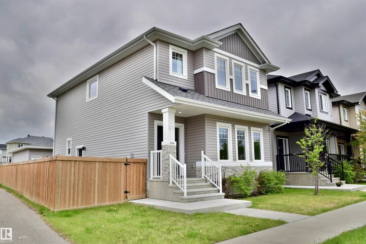 Property Photo:  61 Dillingham Avenue  AB T8L 0N2 
