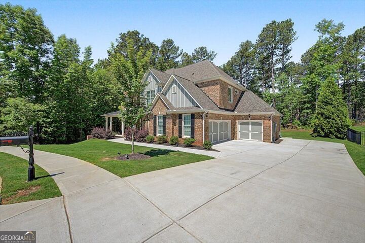 Property Photo: 210 Manchester Lane GA 30180