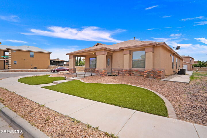 Property Photo:  4017 Hueco Valley Drive  TX 79938 