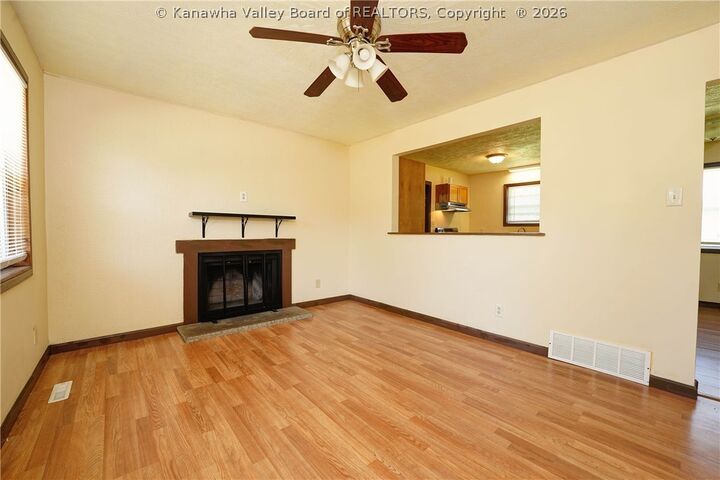 Property Photo:  5302 Katie Lane  WV 25313 