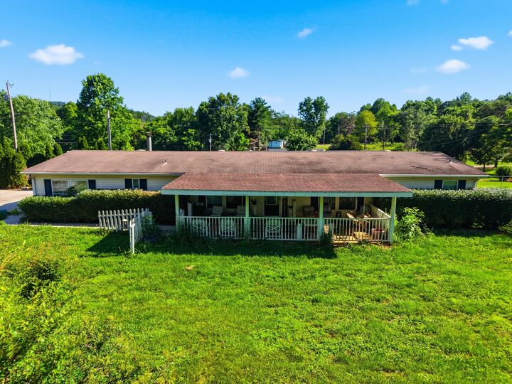 Property Photo:  246 Briarwood Drive  KY 42519 