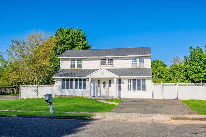 Property Photo: 147 Branch Avenue NY 11722