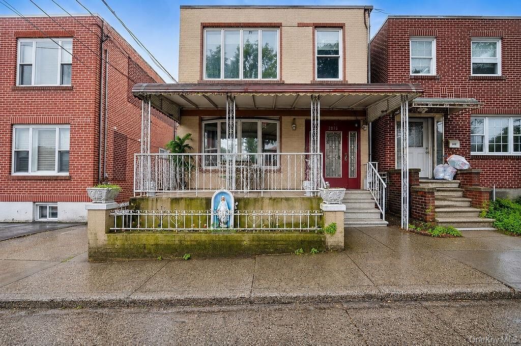 Property Photo:  2876 Harrington Avenue  NY 10461 