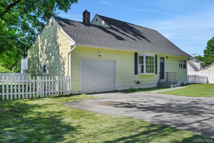 Property Photo: 45 Sheraton Drive NY 12601